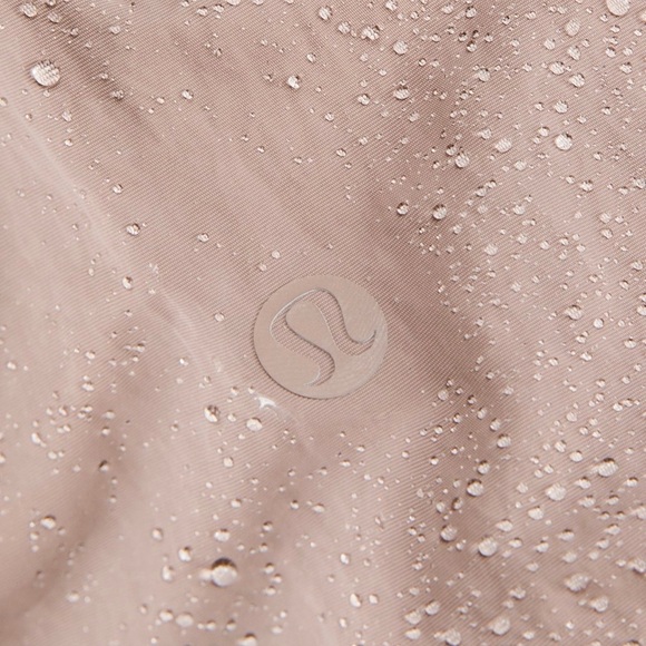 Lululemon “Always Effortless Jacket” size 8, Bold Beige - Picture 5 of 7